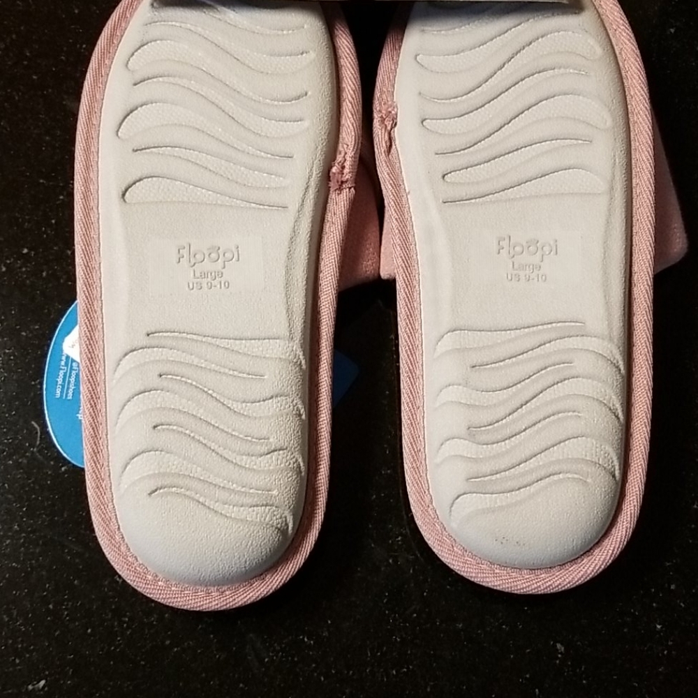 Floopi Slippers - Picture 8 of 8